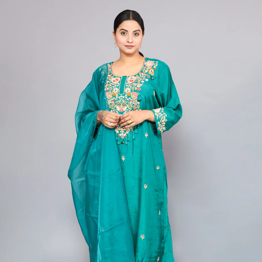 Elegant Suit with Pants