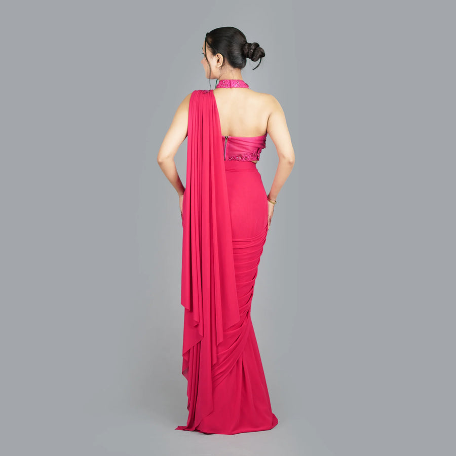 Elegant Halterneck Draped Saree Vastrachowk