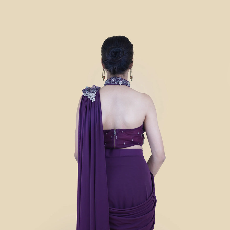 Stylish Halterneck Drape Saree Vastrachowk