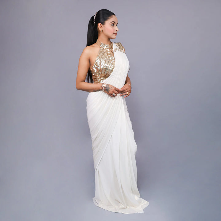 Trendy Halterneck Crop Top Drape Saree Vastrachowk