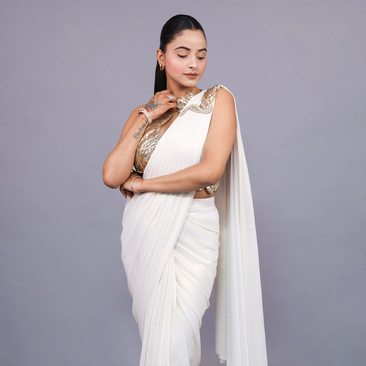 Trendy Halterneck Crop Top Drape Saree Vastrachowk