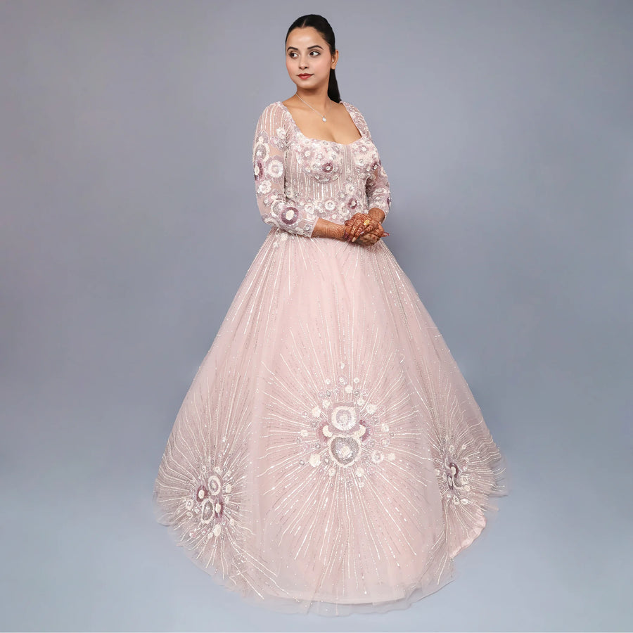 Vastrachowk Elegant Ceremonial Gown