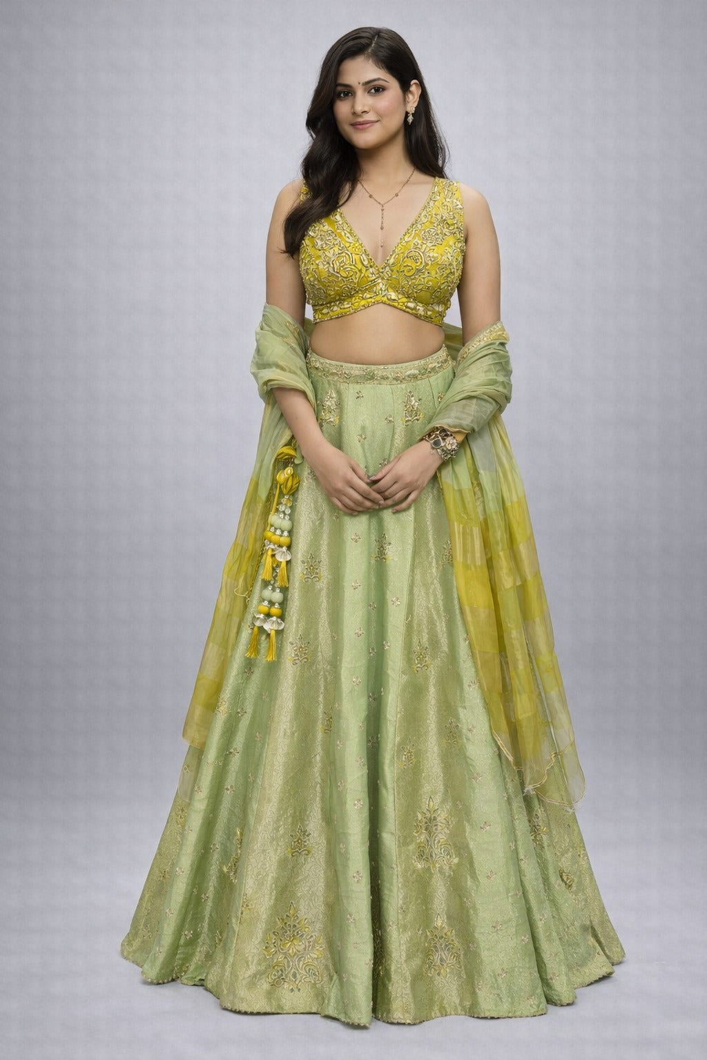 regal green pista lehanga