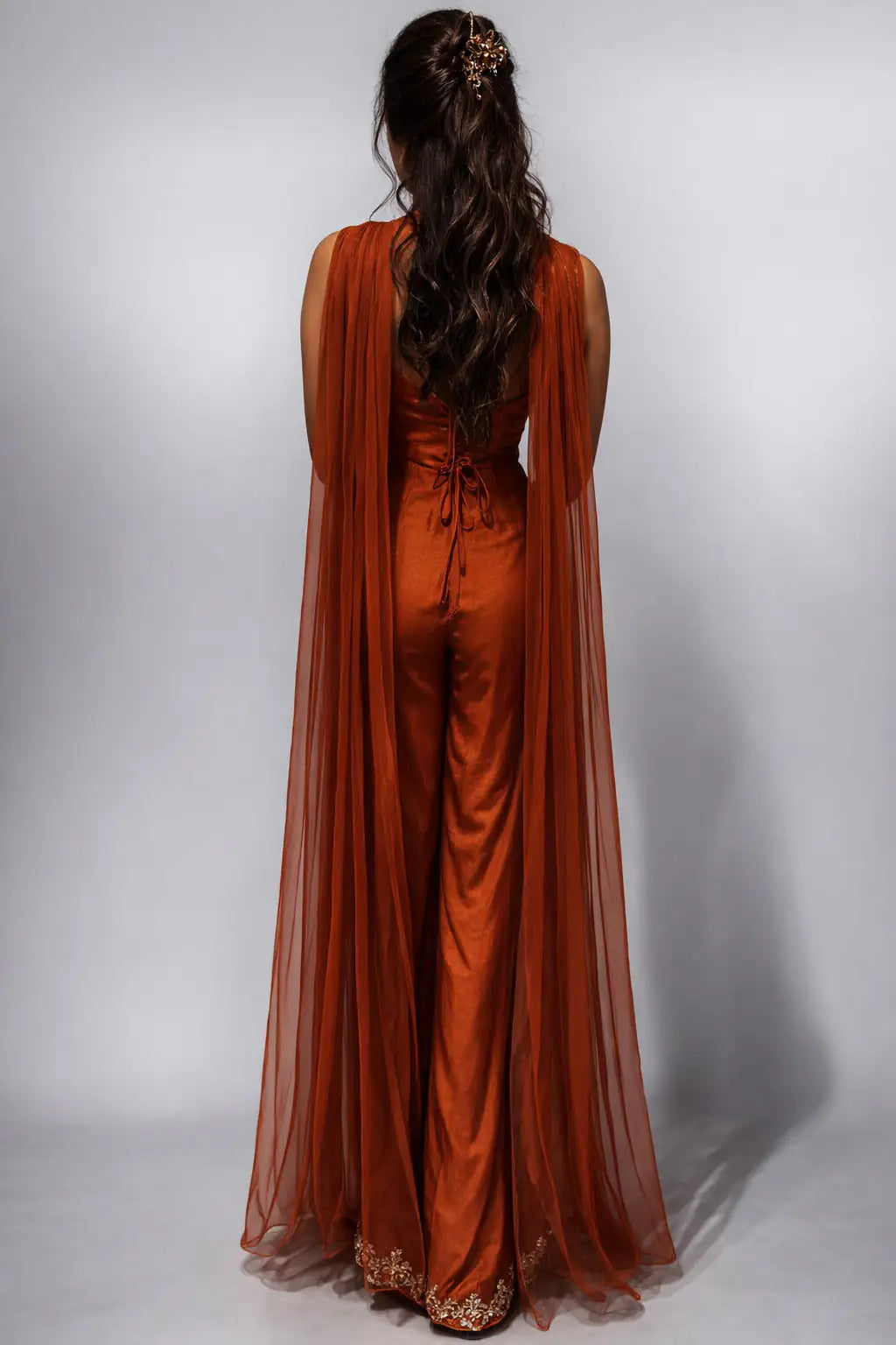 Embroidered Indo-Western Jumpsuit Set with Choker Dupatta – vastrachowk