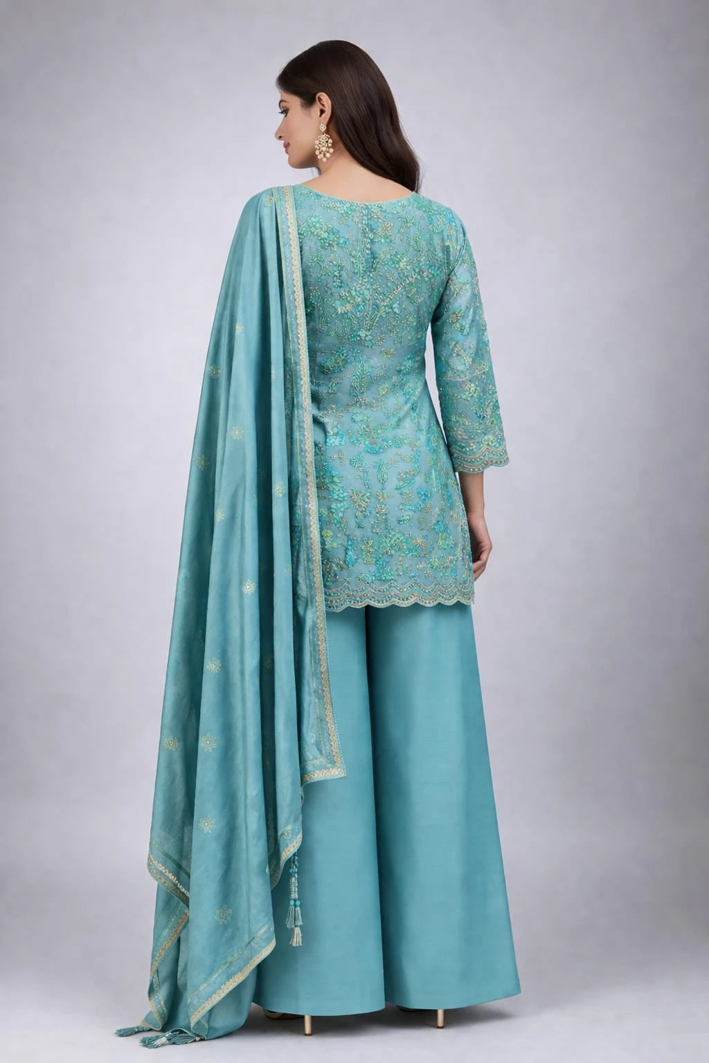 pista  traditional outfit