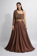  brown traditional outfit