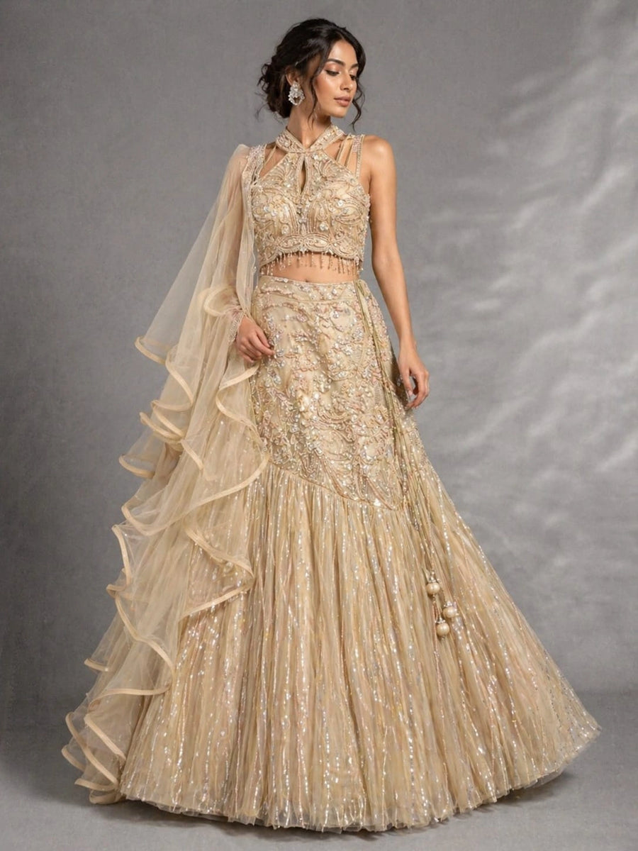 gold dupatta lehenga