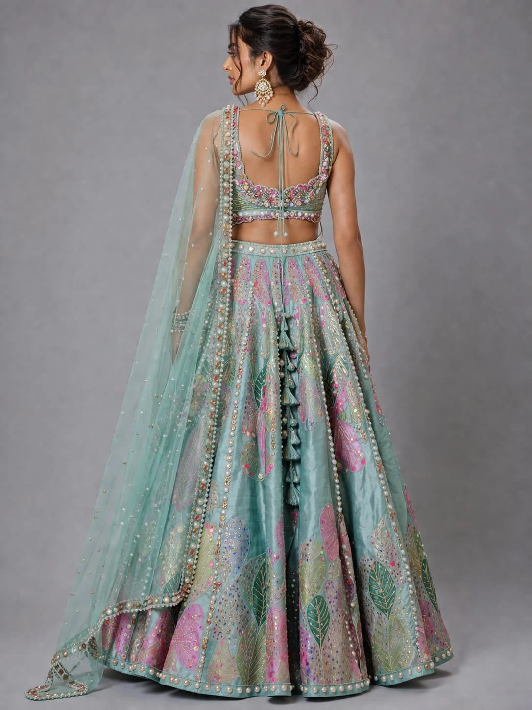 green dupatta lehenga