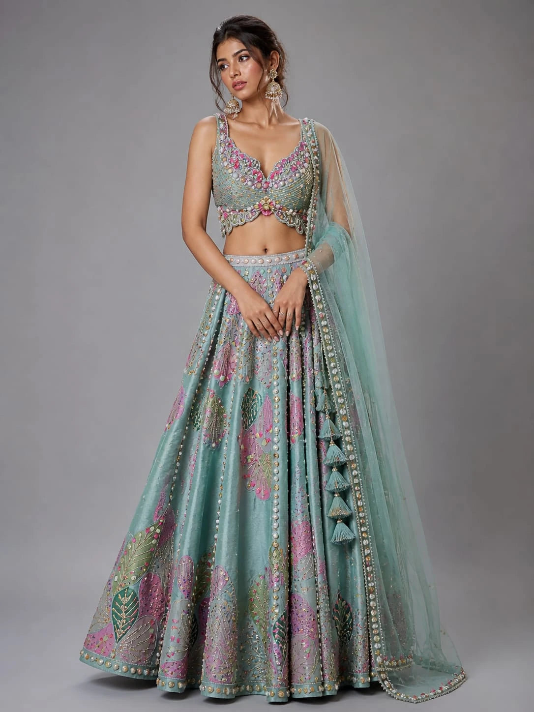 green dupatta lehenga