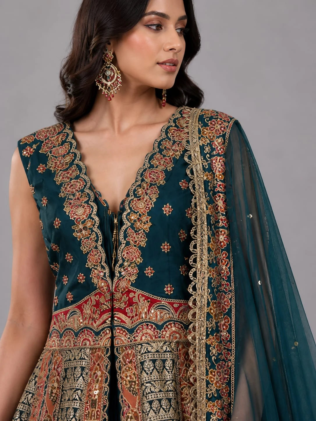 heavy border lehenga