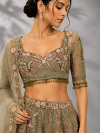 pista color lehenga