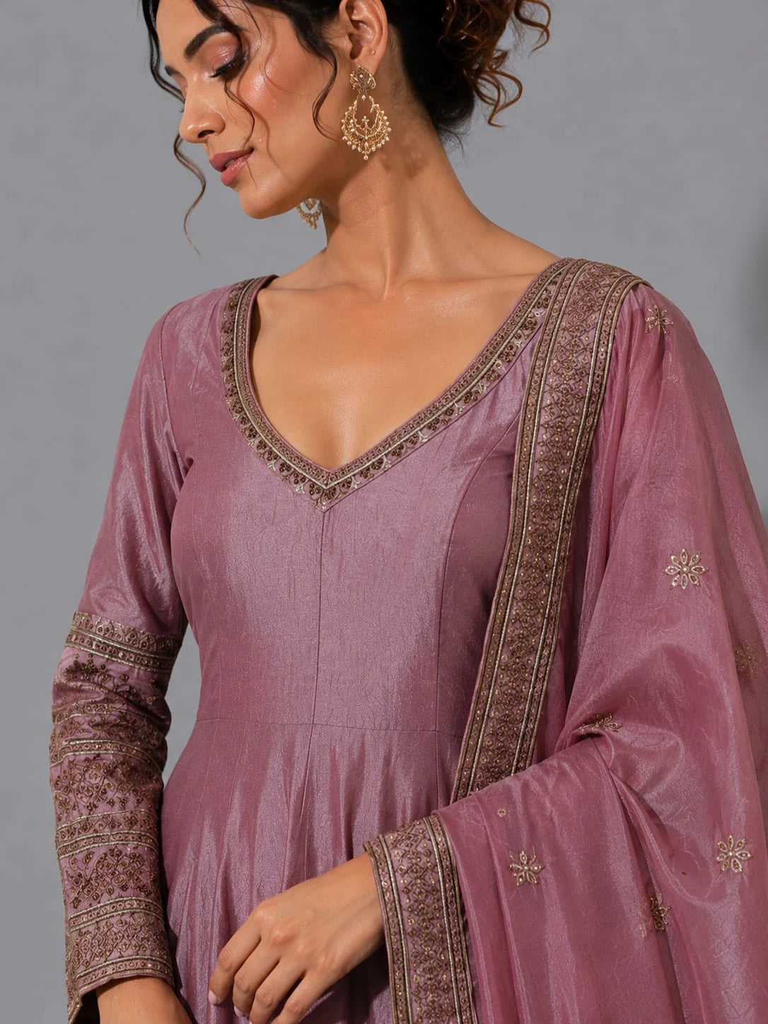 onion full sleeve anarkali suit