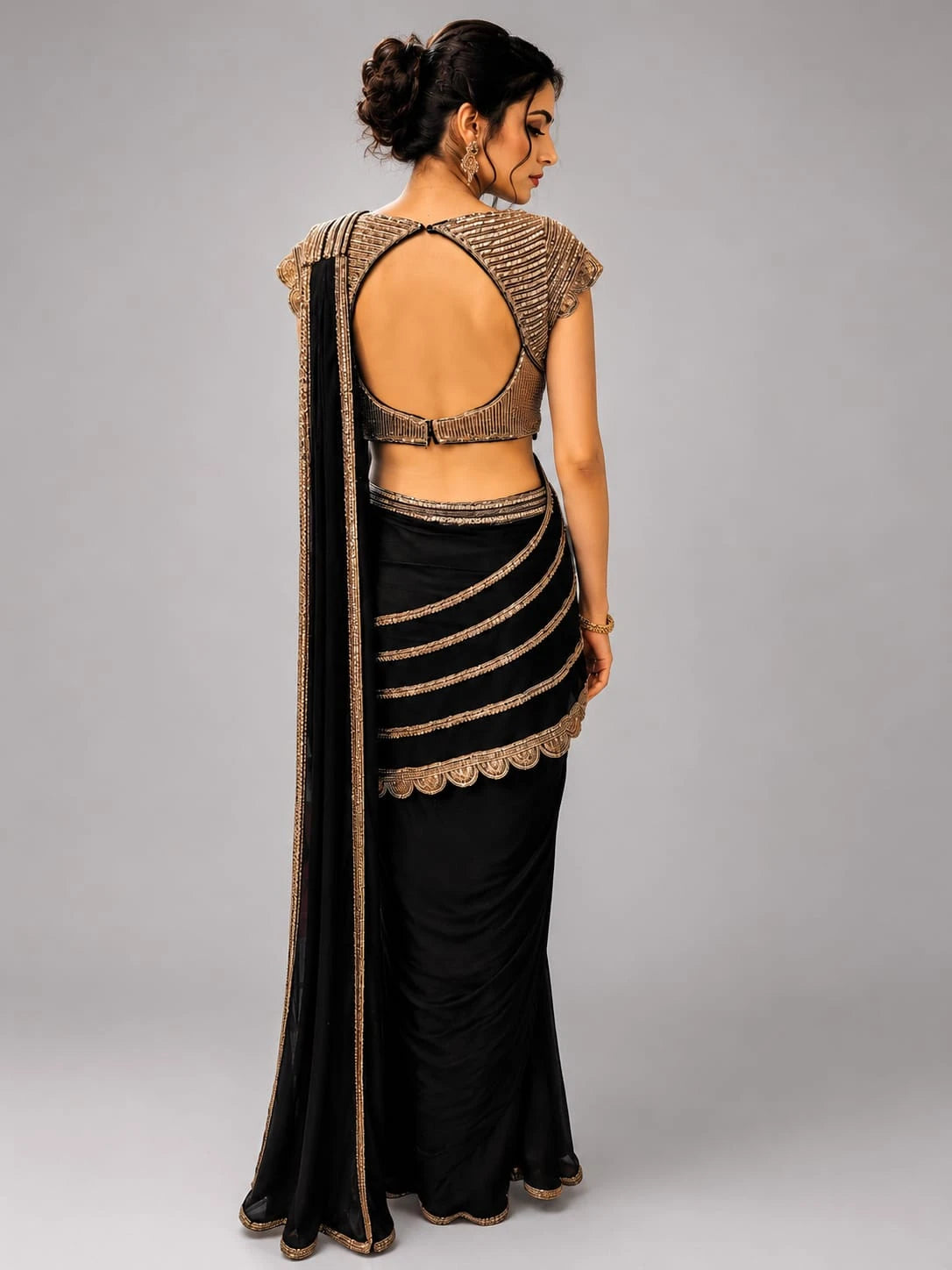black saree 